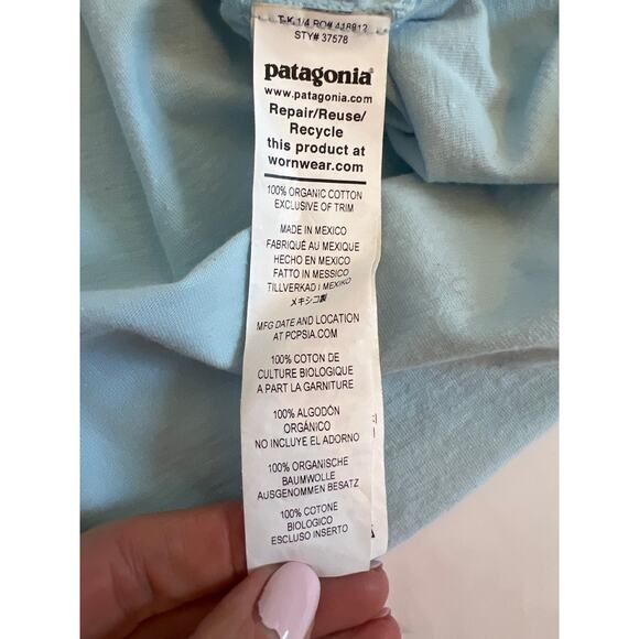 PATAGONIA WOMENS P-6 ORGANIC COTTON TANK FIN BLUE STY37578 SIZE MEDIUM - Picture 5 of 8